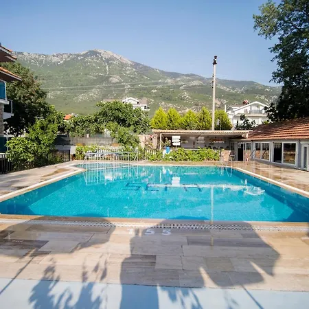 Paradise Apart Aparthotel